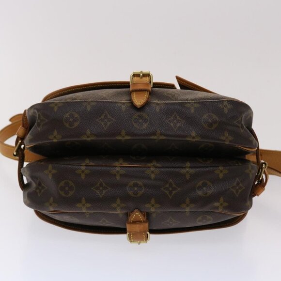 LOUIS VUITTON Monogram Saumur 30 Shoulder Bag - Picture 14 of 16